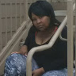 Meet your Posher, Yolanda